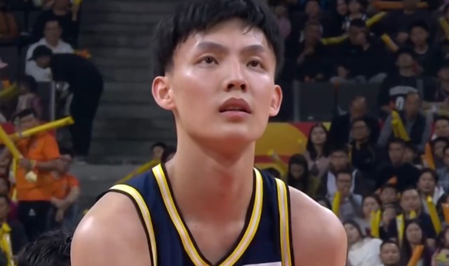 体育问答-广东3消息！徐杰伤情更新，杜锋遭外援指控，朱芳雨引援目标曝光