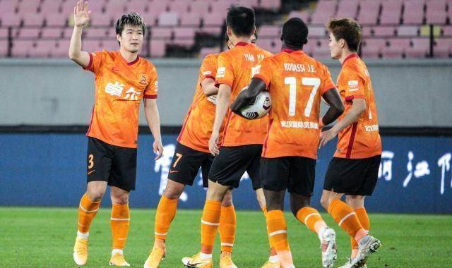 篮球资讯-志在三分终取三分！13轮苦战武汉队取赛季首场胜利